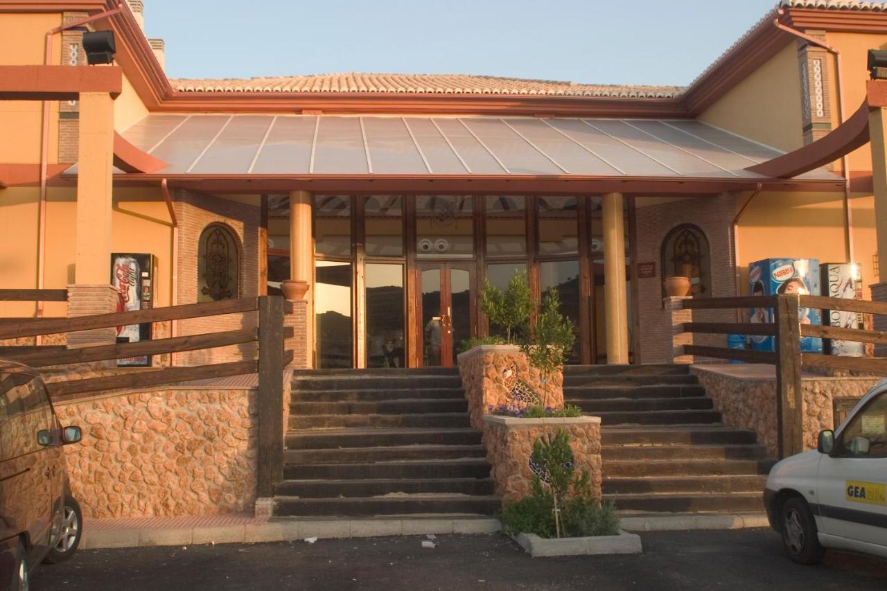 Hotel-Restaurante Cerrillo San Marcos Diezma Eksteriør bilde