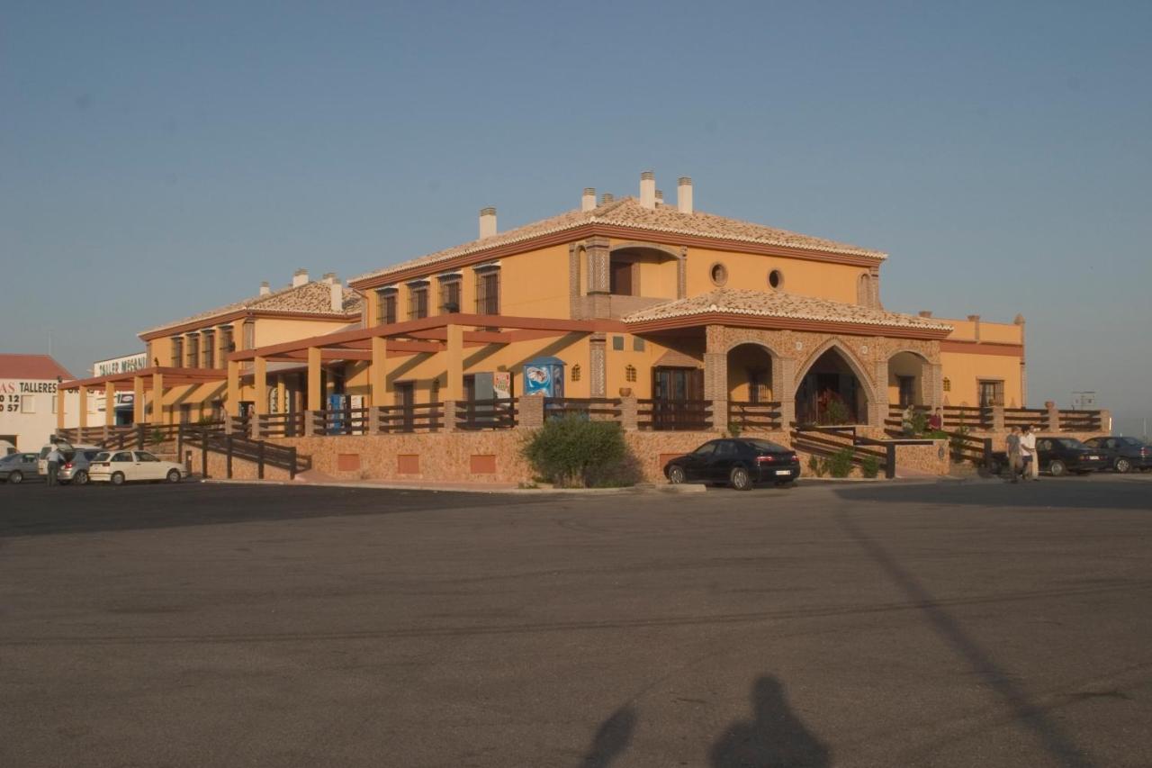Hotel-Restaurante Cerrillo San Marcos Diezma Eksteriør bilde